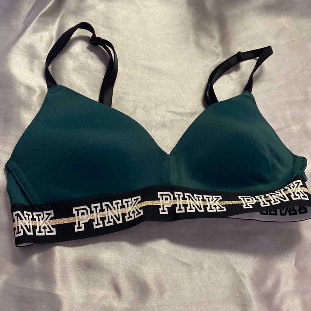Pink Victoria’s Secret wear everywhere wireless lightly lined bra